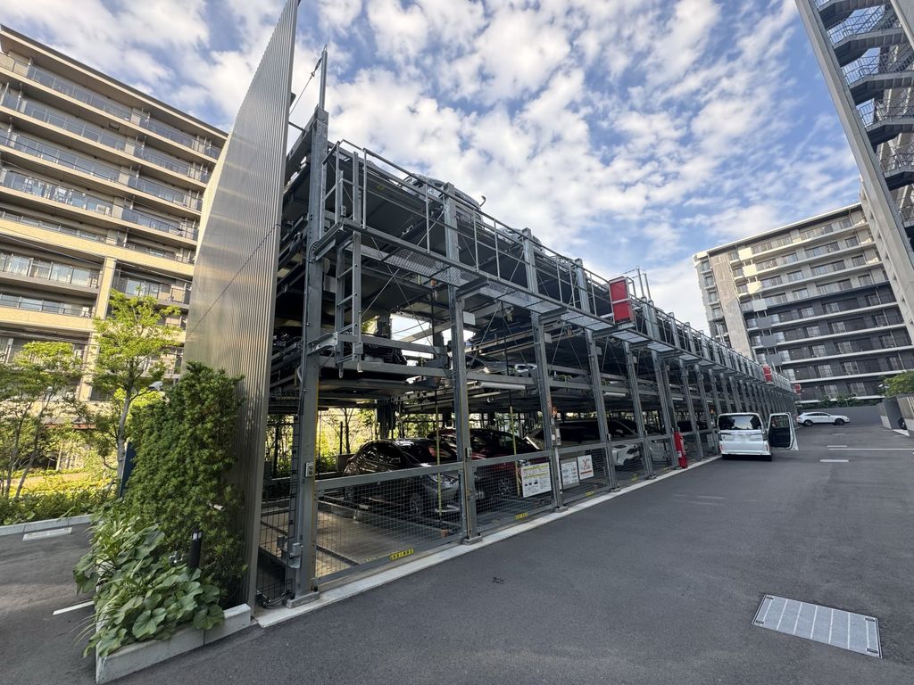 駐車場　外観