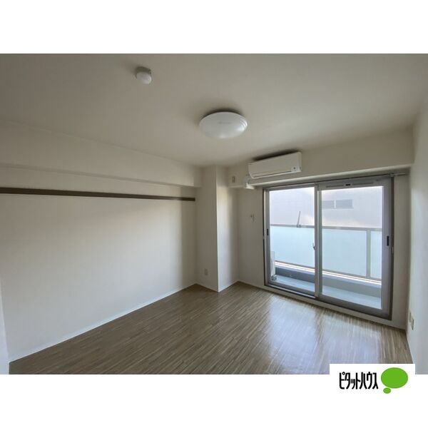 居室・リビング　他号室の写真です。