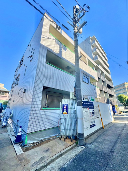 建物外観　建築中