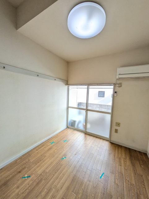 その他部屋・スペース　洋室（※クリーニング前）