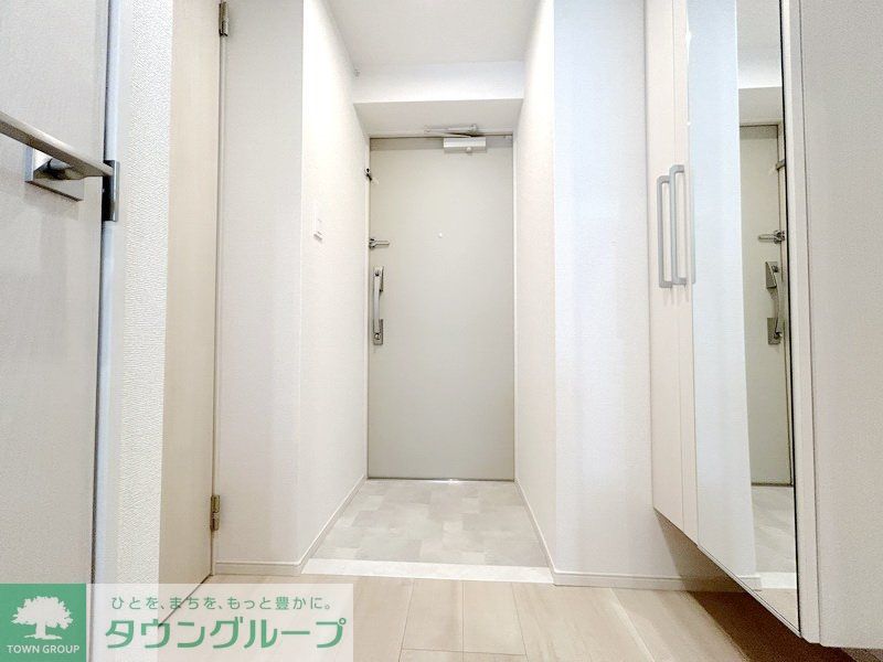 玄関　お部屋探しは株式会社　タウンハウジング　までお気軽にお問合…