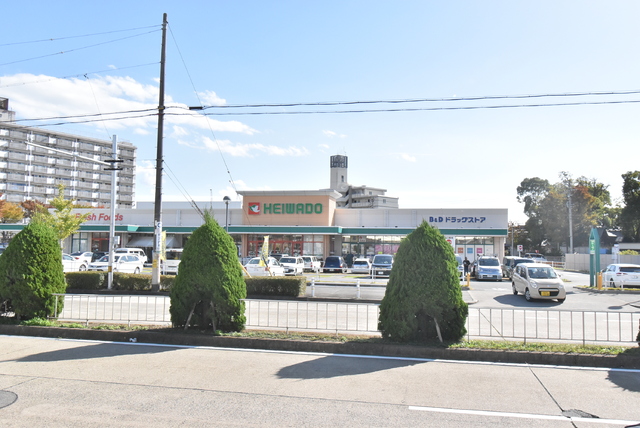 スーパー　平和堂豊成店（スーパー）まで1200m