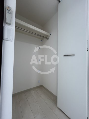 収納　フェルザ福島　ウォークインクローゼット