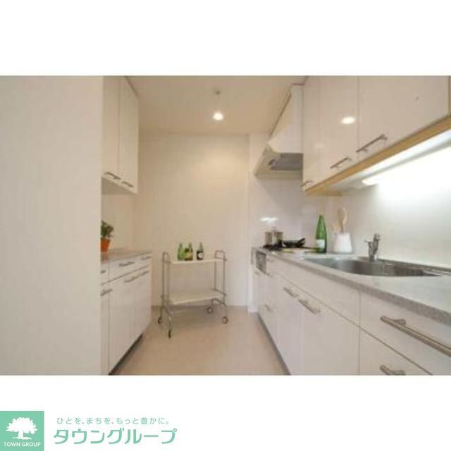 キッチン　※写真は同タイプ住戸です。