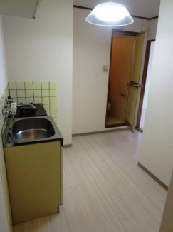 居室・リビング　エムロード萱島