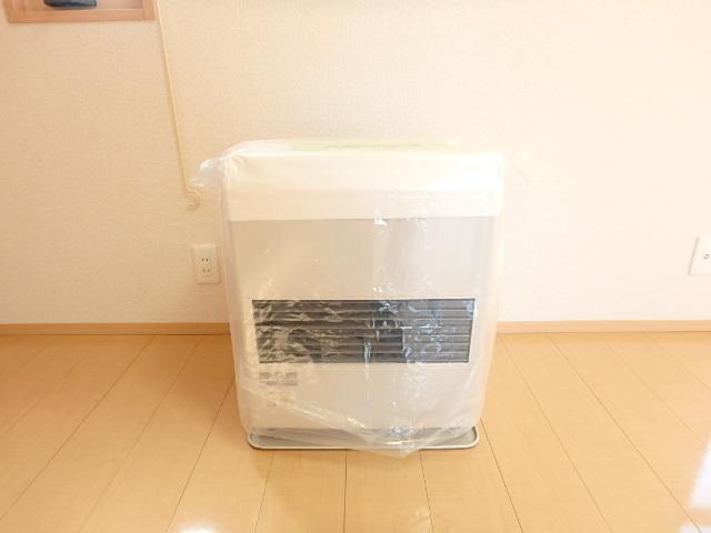 その他設備　灯油ＦＦ付きです