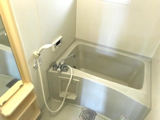 クイーンハイツIIの風呂写真