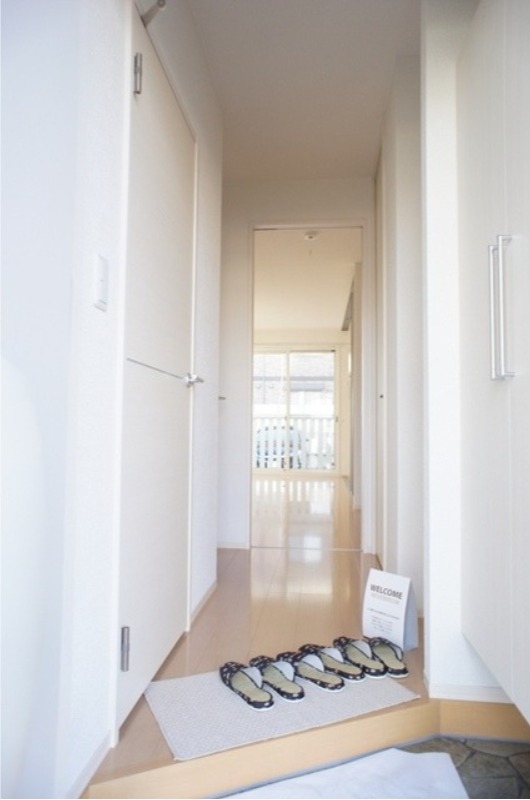 玄関　図面と現状に相違がある場合には現状を優先