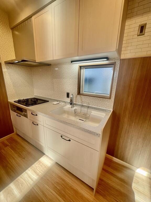 キッチン　３口コンロのシステムキッチン♪