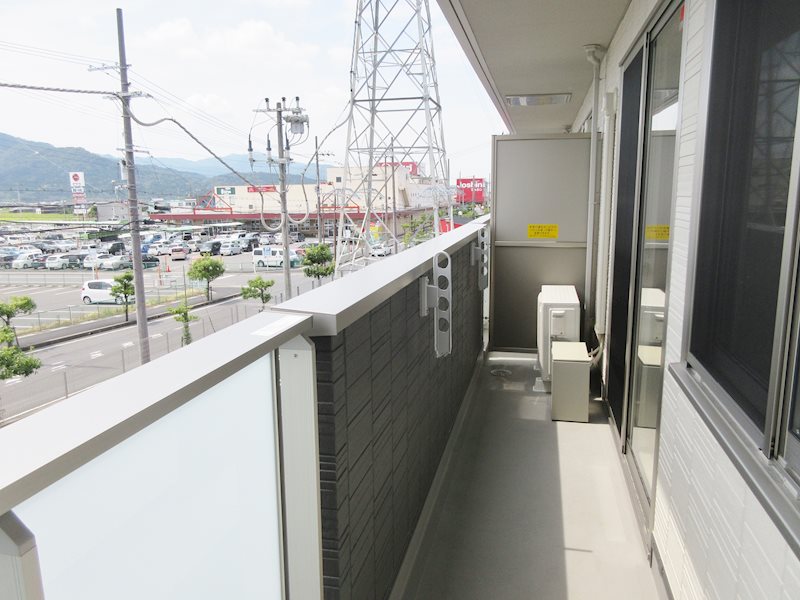 バルコニー　1Fはバルコニーなし