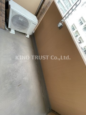 バルコニー　陽当たり良好なバルコニーです