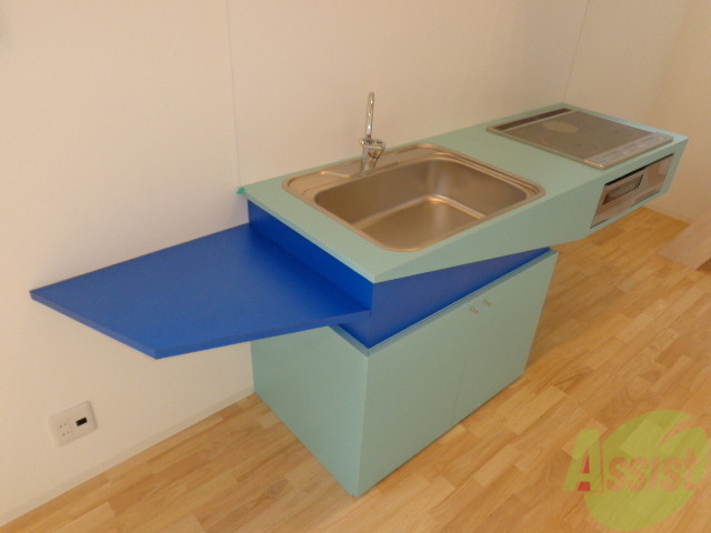 キッチン　ブルーのオシャレなキッチン。