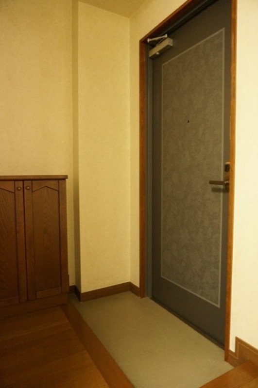 玄関　図面と現状に相違がある場合には現状を優先