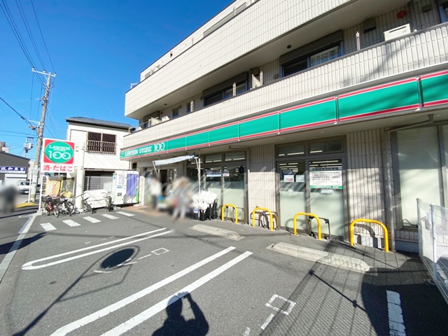 コンビニ　ローソンストア100 横須賀三春町三丁目店（コンビニ）まで900m
