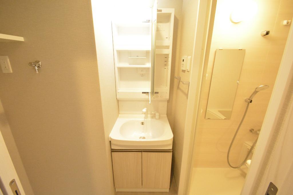 洗面設備　洗髪洗面化粧台