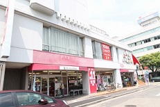 スーパー　ピーコックストア 本郷店（スーパー）まで112m