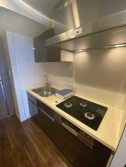 キッチン　※参考写真（同物件別部屋です）