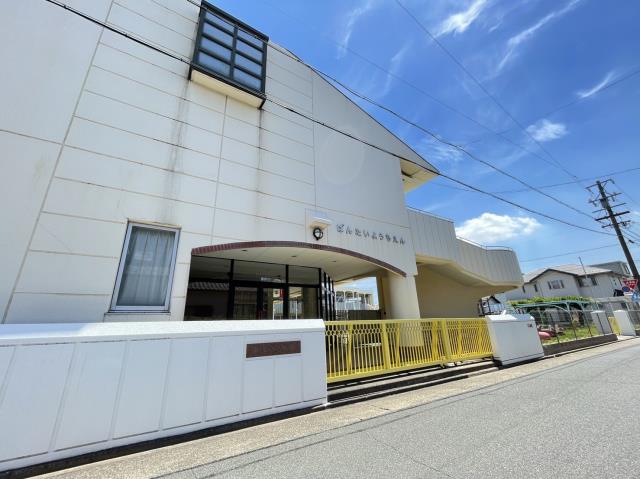 幼稚園・保育園　萬泰幼稚園（幼稚園・保育園）まで295m