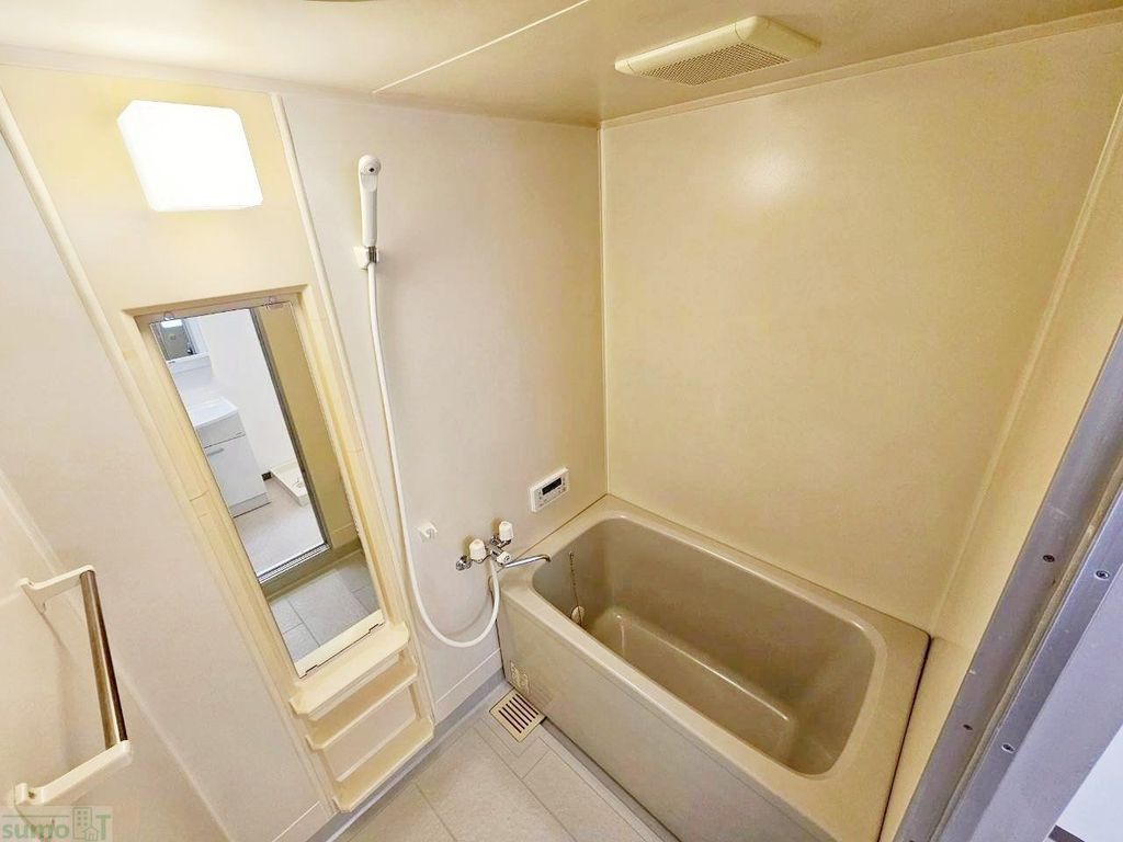 バス・シャワールーム　バス