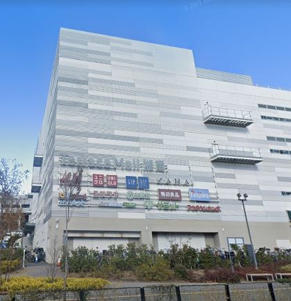 スーパー　サミットストアテラスモール湘南店（スーパー）まで1103m
