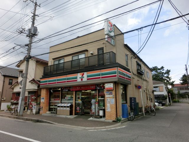 コンビニ　セブンイレブン（コンビニ）まで190m