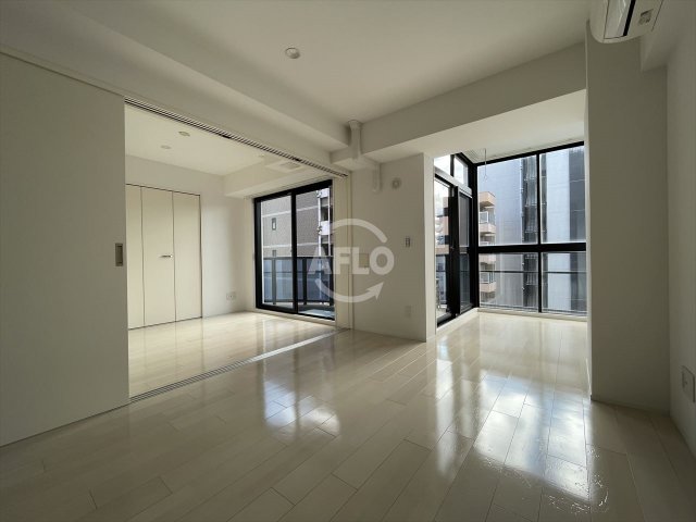 居室・リビング　グラシア堺筋本町　リビング