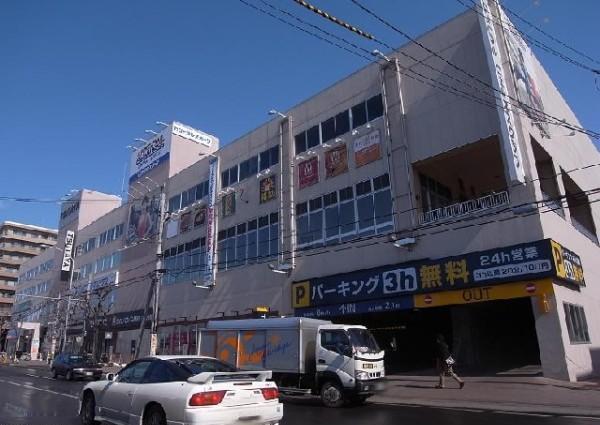 ショッピングセンター　コルテナI（ショッピングセンター）まで753m