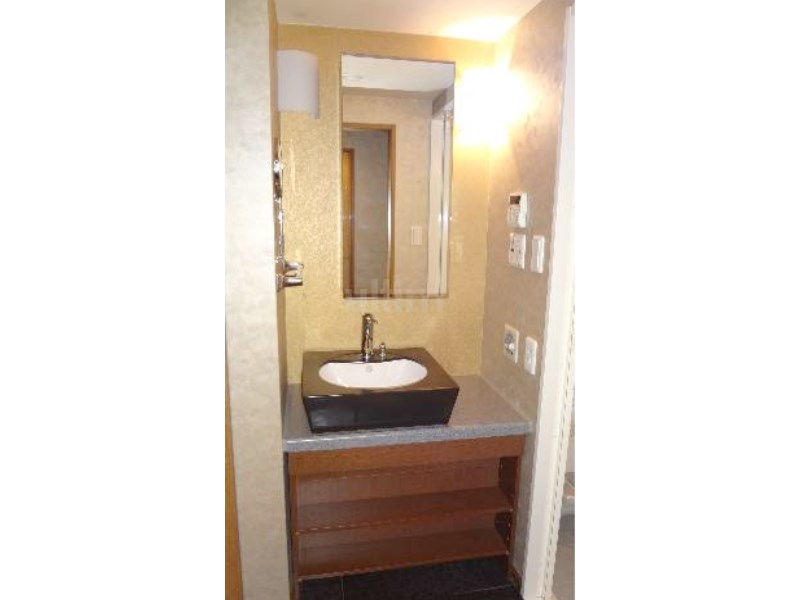 洗面設備　※別のお部屋のお写真です。御参考までに。