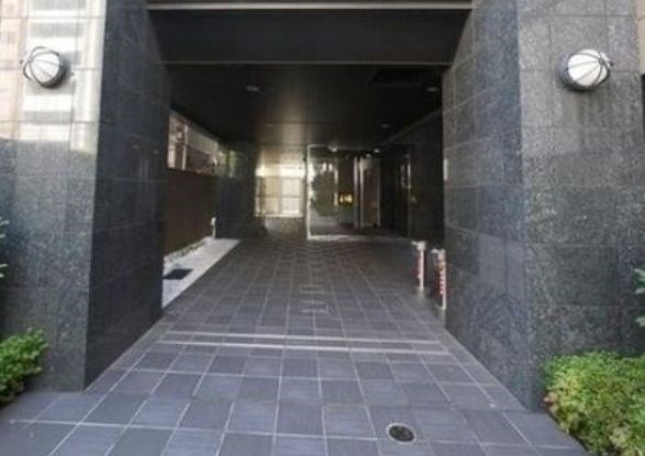 エントランス　★弊社の仲介手数料は賃料の半額＋税です★