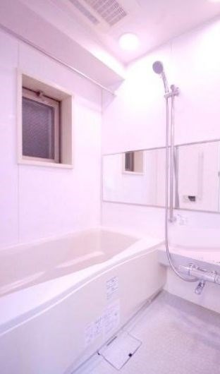 バス・シャワールーム　★弊社の仲介手数料は賃料の半額＋税です★