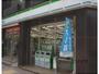 コンビニ　ファミリーマート京都烏丸松原店（コンビニ）まで330m