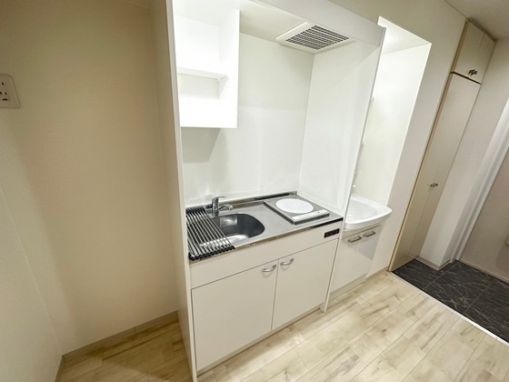 キッチン　※別部屋の写真です