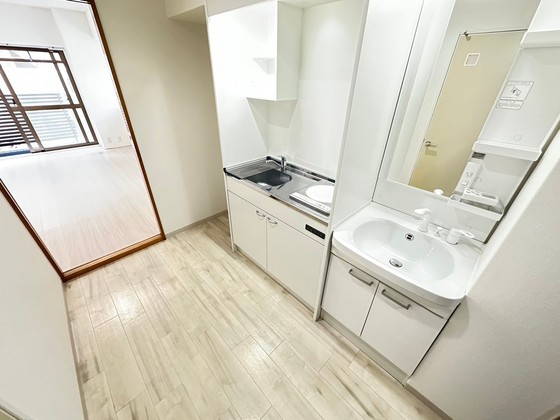 洗面設備　※別部屋の写真です