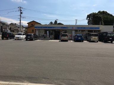コンビニ　ローソン 裾野平松南店（コンビニ）まで624m