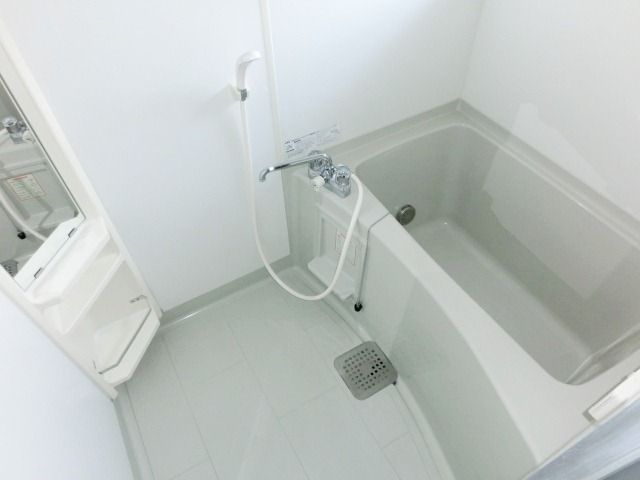 バス・シャワールーム　追焚バス