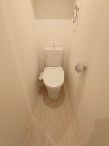 トイレ　LEGALAND四谷ANNEX