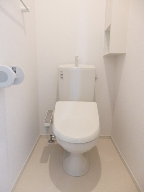 メゾン アルモニーのトイレ写真