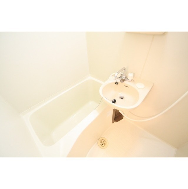 バス・シャワールーム　バス、洗面