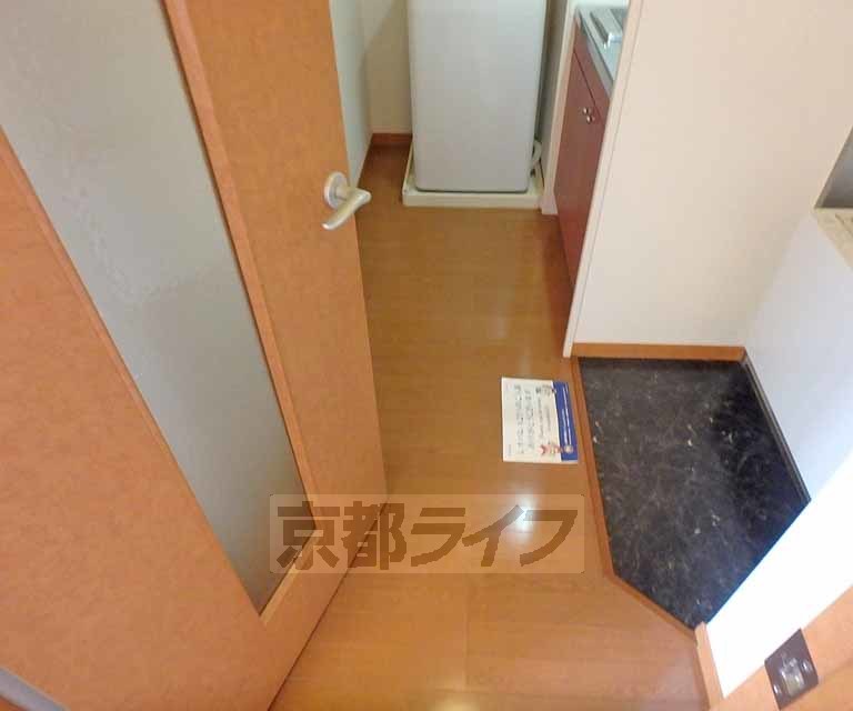 その他部屋・スペース　玄関から廊下にかけて