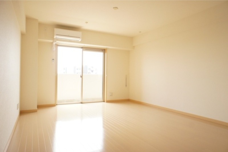 居室・リビング　図面と現状に相違がある場合には現状を優先