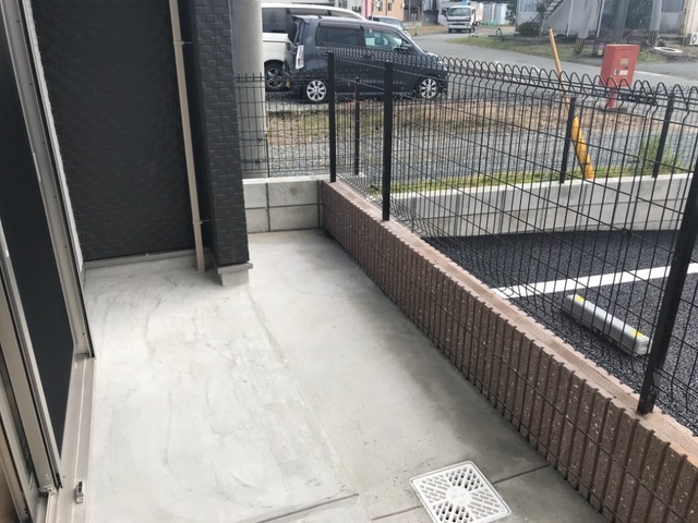 バルコニー　※同タイプの部屋写真です