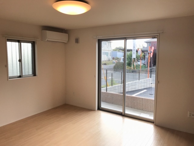 眺望　※同タイプの部屋写真です