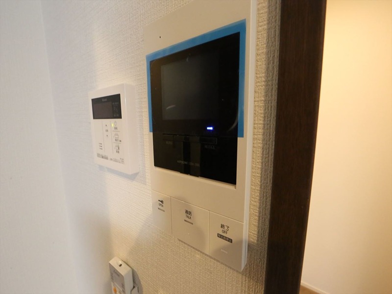 セキュリティ　カメラ付インターホン　同型写真