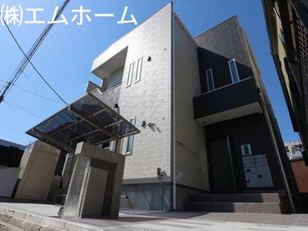 建物外観　オートロック付　デザイナーズ