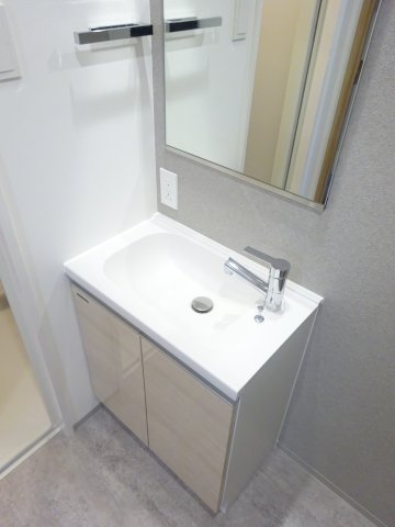 洗面設備　便利な独立洗面台