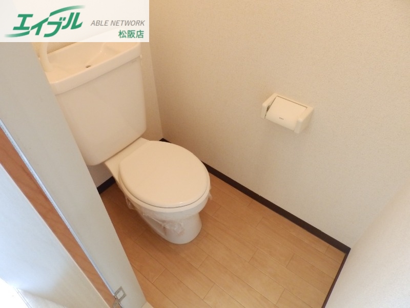 トイレ　同物件別室写真