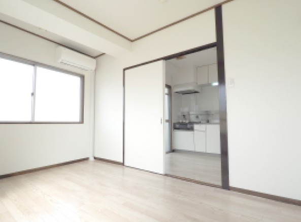 居室・リビング　居室