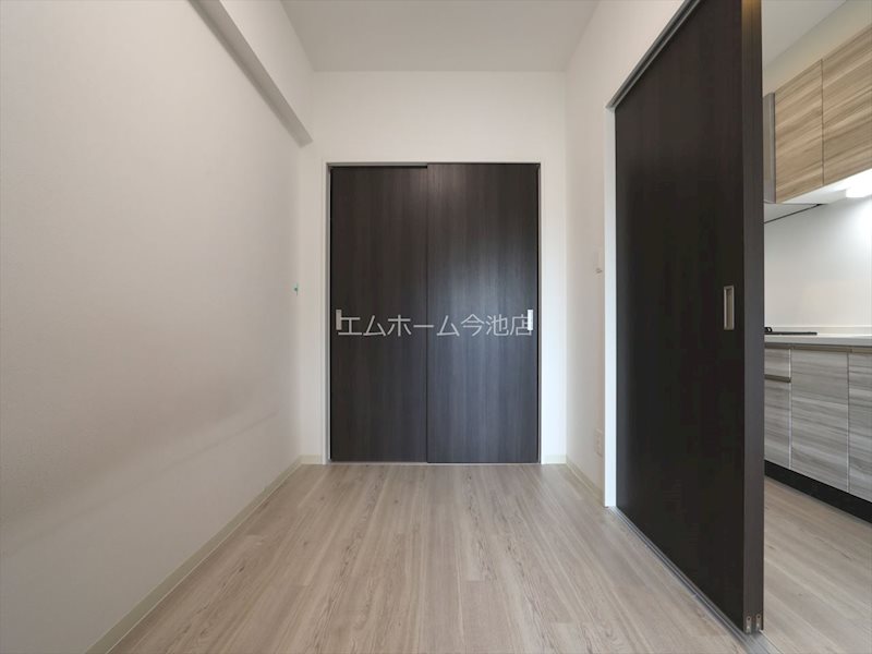 その他部屋・スペース　洋室4.0帖　収納充実しています