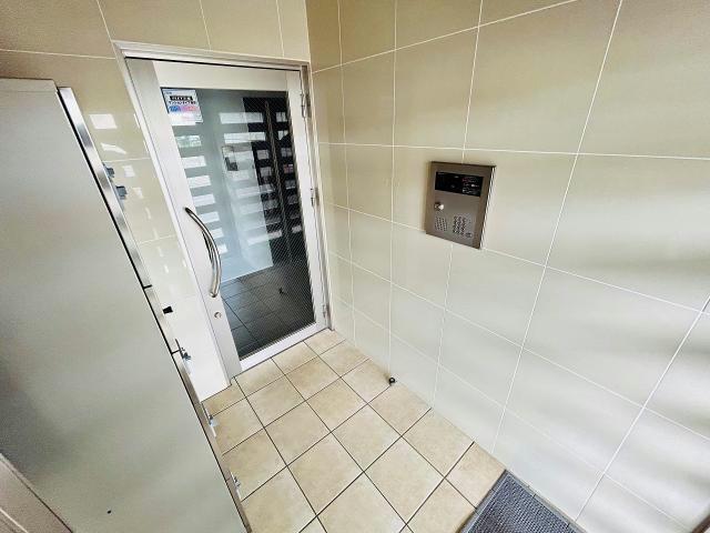 エントランス　エントランス部分