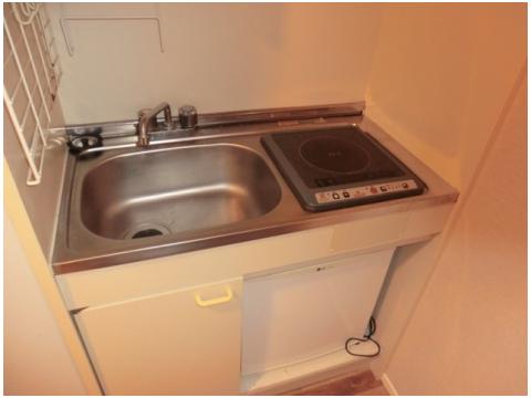 キッチン　1口IHコンロで火を使わず、料理初心者の方にもおすすめです！